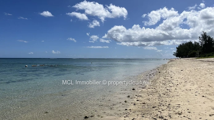 Beachfront Apartment 