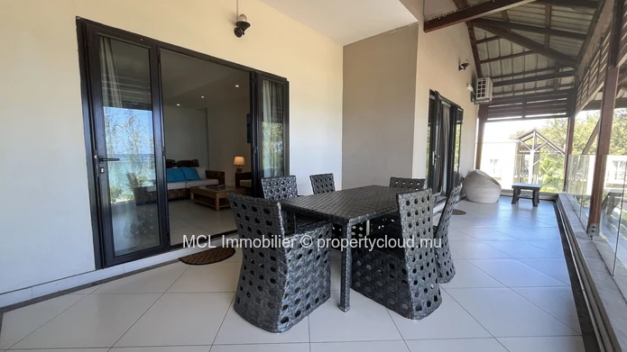 Beachfront Apartment 