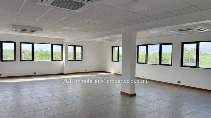 Bureaux à louer à Terre Rouge ,