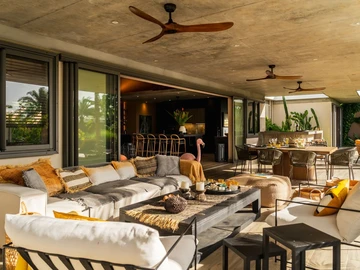 4 Bedroom Villa