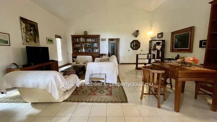 Beachfront house for rent