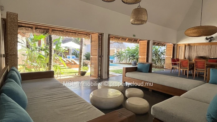 Luxurious and atypical 4 Bedroom House in Pointe aux Canonniers 