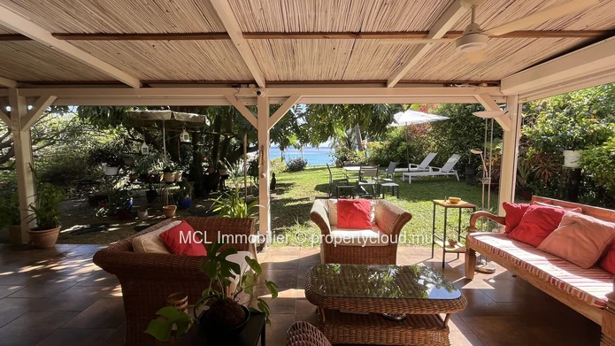 Beachfront house for rent