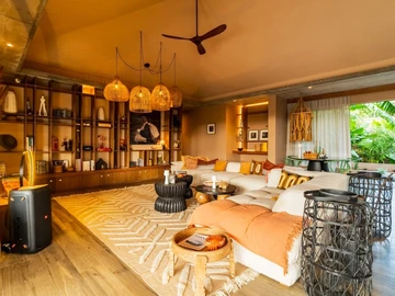 4 Bedroom Villa