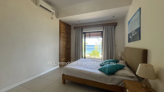 Beachfront Apartment 