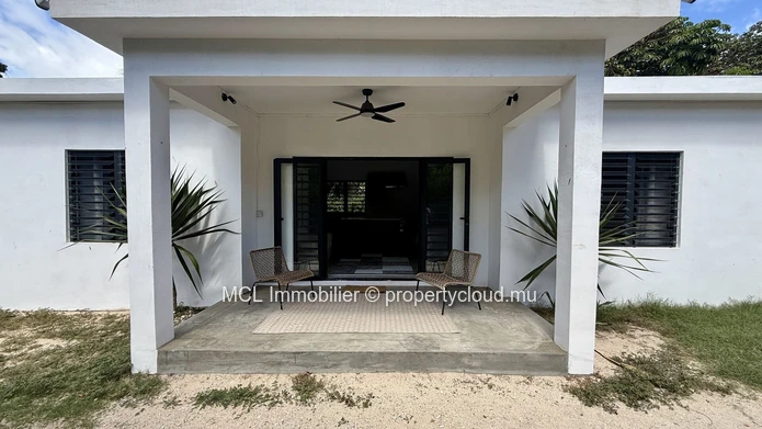 Luxury Beachfront Villa 
