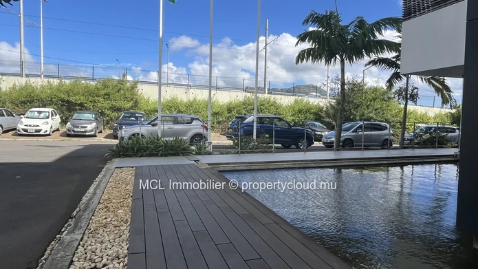152m² Office Space for Sale in Ebène