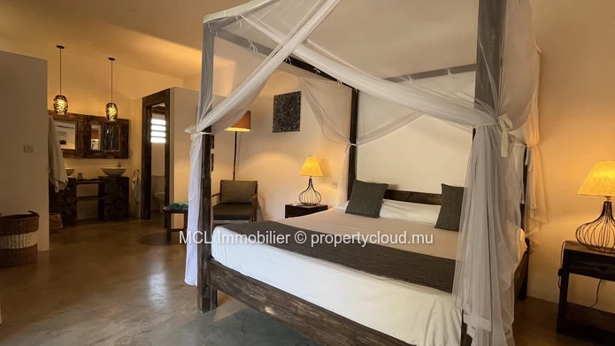 Luxurious and atypical 4 Bedroom House in Pointe aux Canonniers 