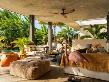 4 Bedroom Villa