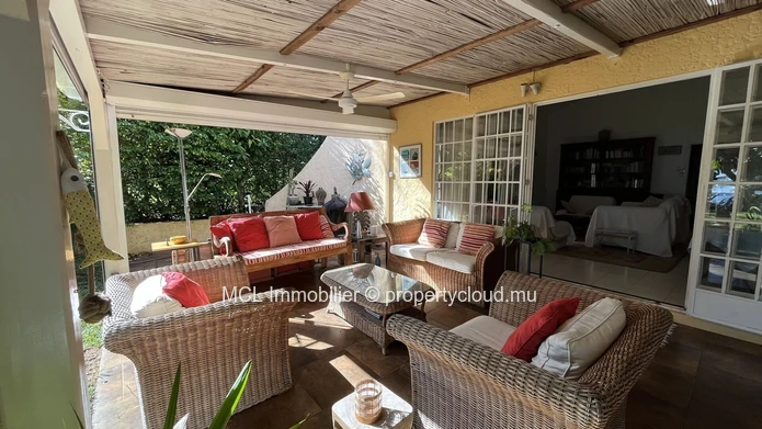 Beachfront house for rent