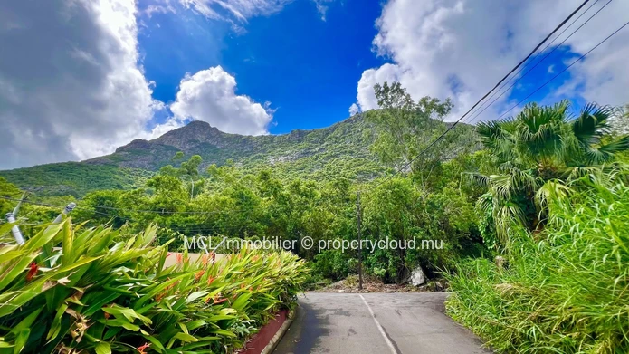 Prime  Land in Mount Ory, Moka with Stunning Views