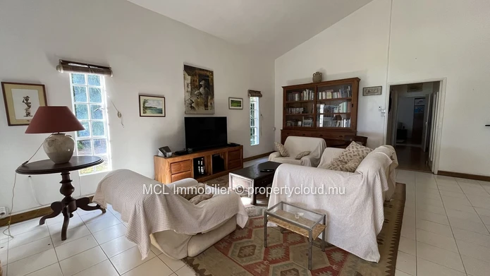 Beachfront house for rent
