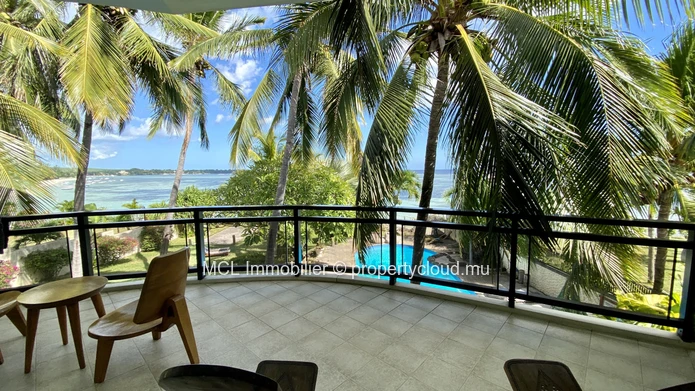 7 bedroom beachfront villa in Albion