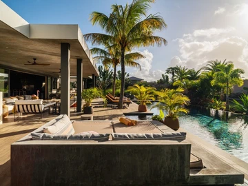 4 Bedroom Villa
