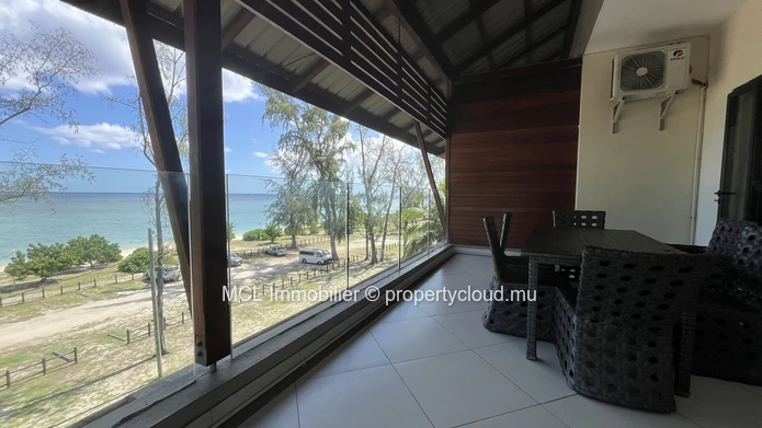 Beachfront Apartment 