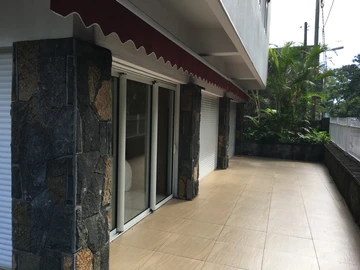 4 Bedroom Building