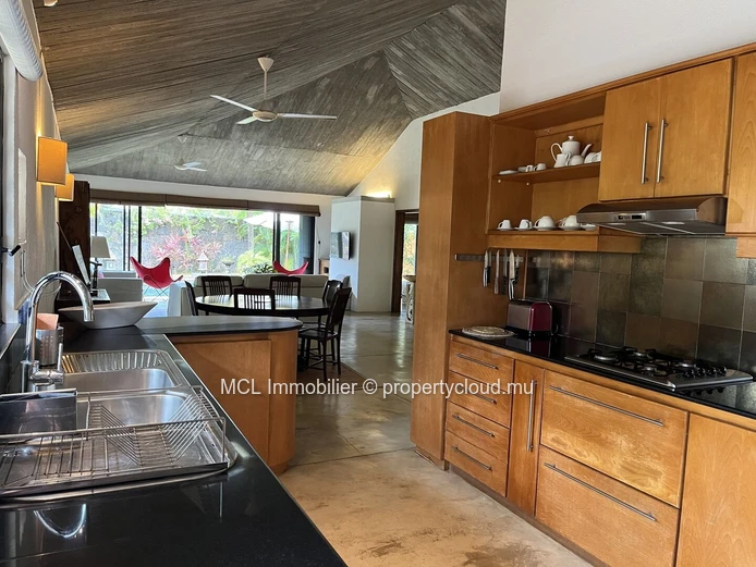 Fully-furnished oasis 