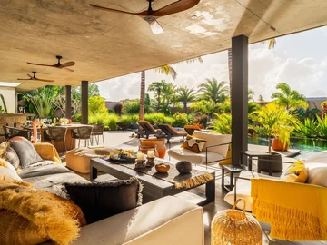 4 Bedroom Villa